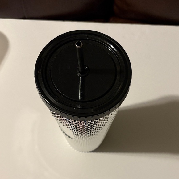 🆕 Disney-Starbucks Silver Studded Tumbler with Straw - Picture 4 of 7